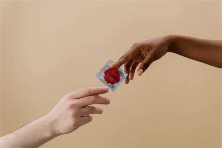 Can condoms cause bv?