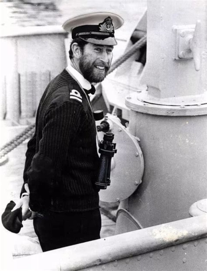 Did prince charles serve in the military?