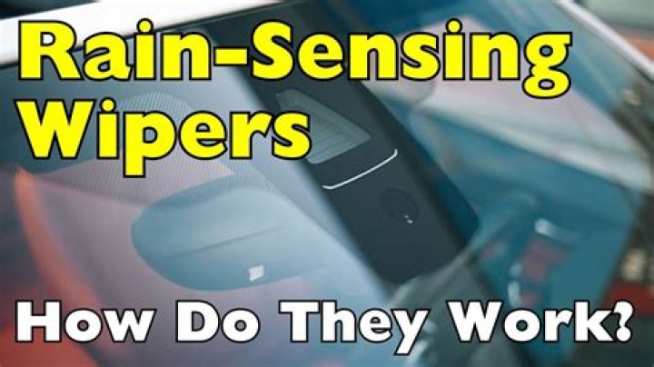 Do subarus have rain sensing wipers?