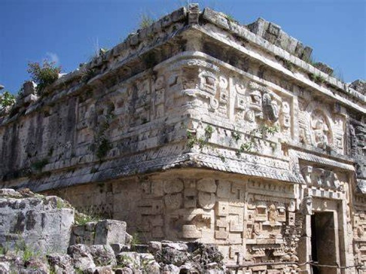 Where are archaeology discovering forgotten mayan ruins?