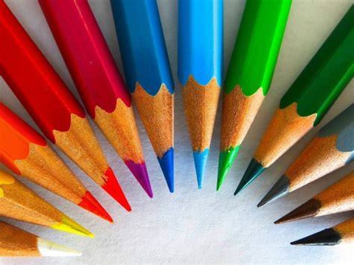 Where are colored pencils made?