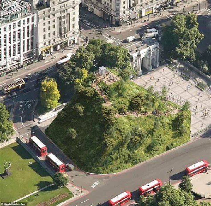 Whose idea was the marble arch mound?